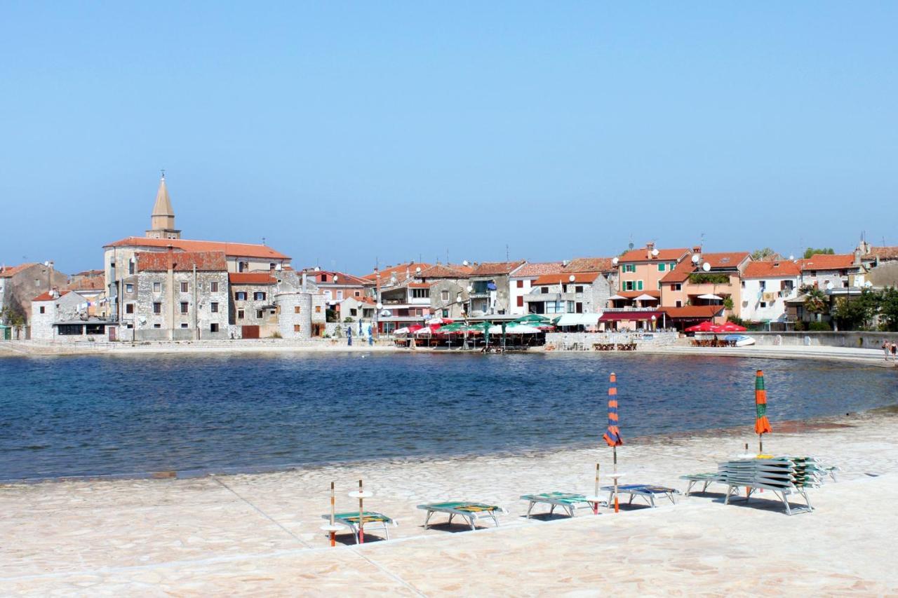 Apartments With A Parking Space Umag - 7066 מראה חיצוני תמונה