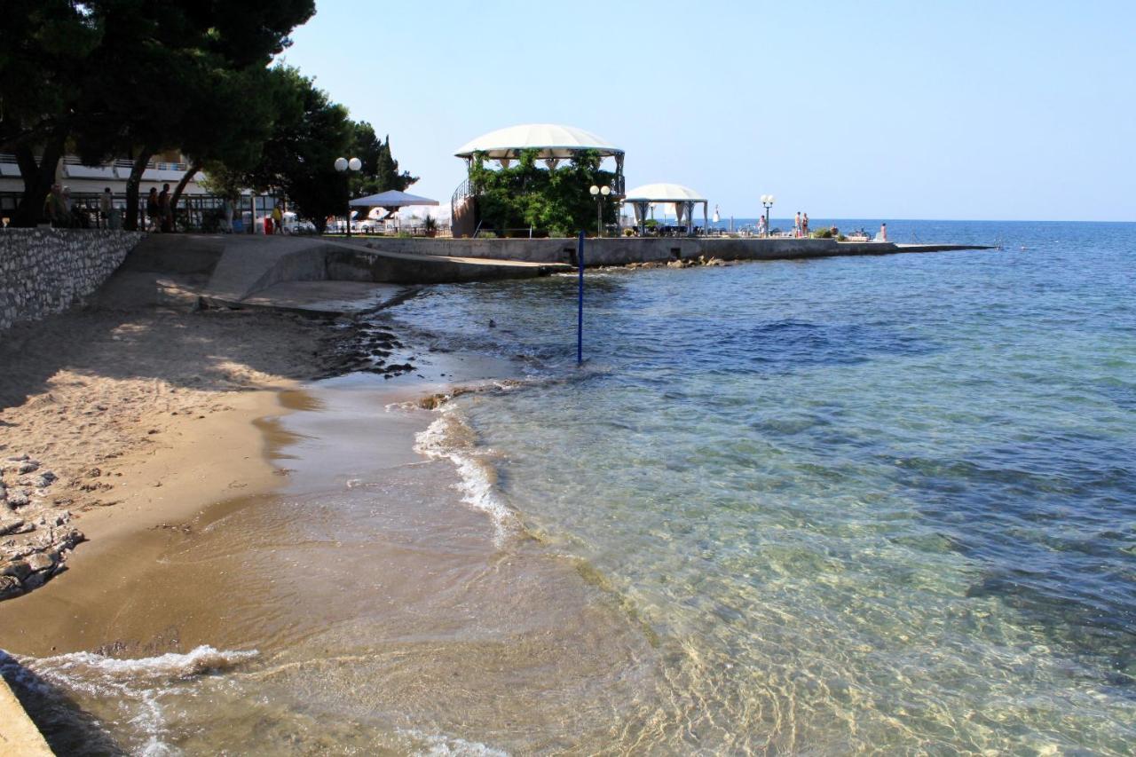 Apartments With A Parking Space Umag - 7066 מראה חיצוני תמונה