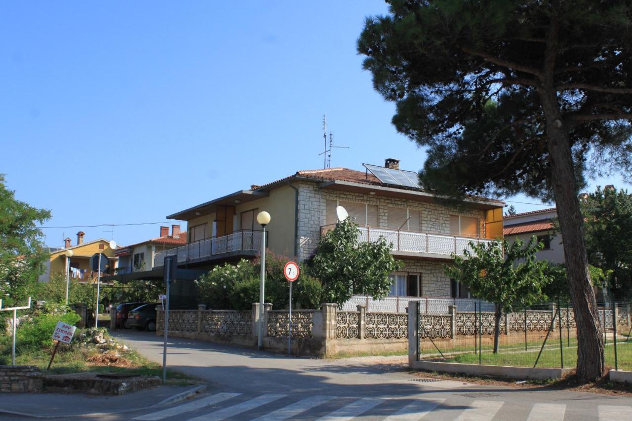 Apartments With A Parking Space Umag - 7066 מראה חיצוני תמונה