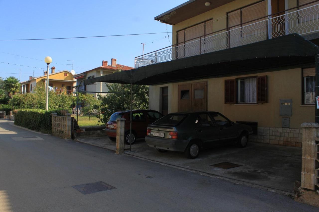 Apartments With A Parking Space Umag - 7066 מראה חיצוני תמונה