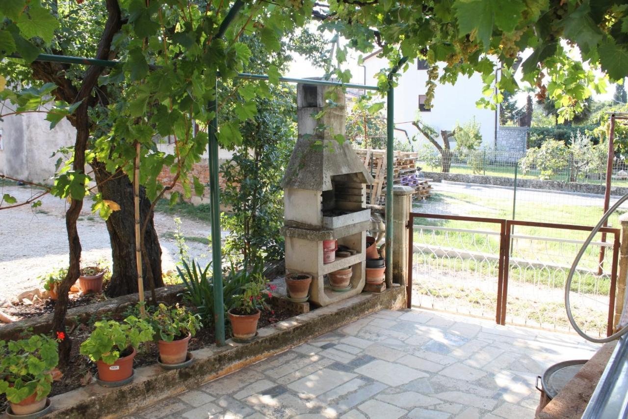 Apartments With A Parking Space Umag - 7066 מראה חיצוני תמונה