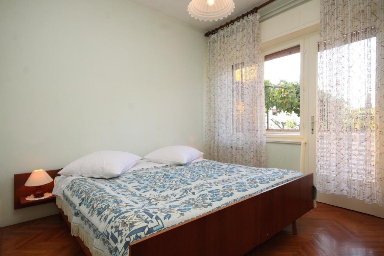 Apartments With A Parking Space Umag - 7066 מראה חיצוני תמונה